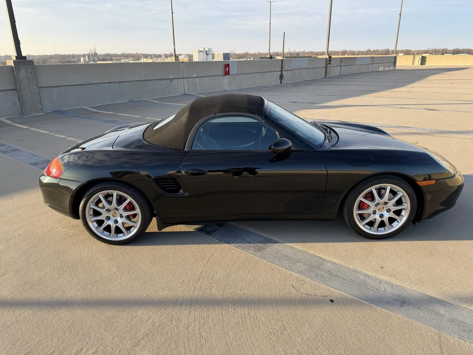 2002 Porsche 986 Boxster S - Image 24 of 31