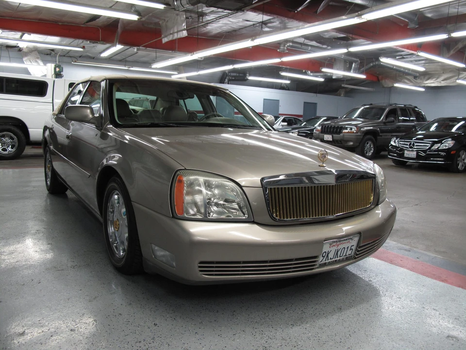 2003 Cadillac DeVille 8th Gen - Image 5 of 31