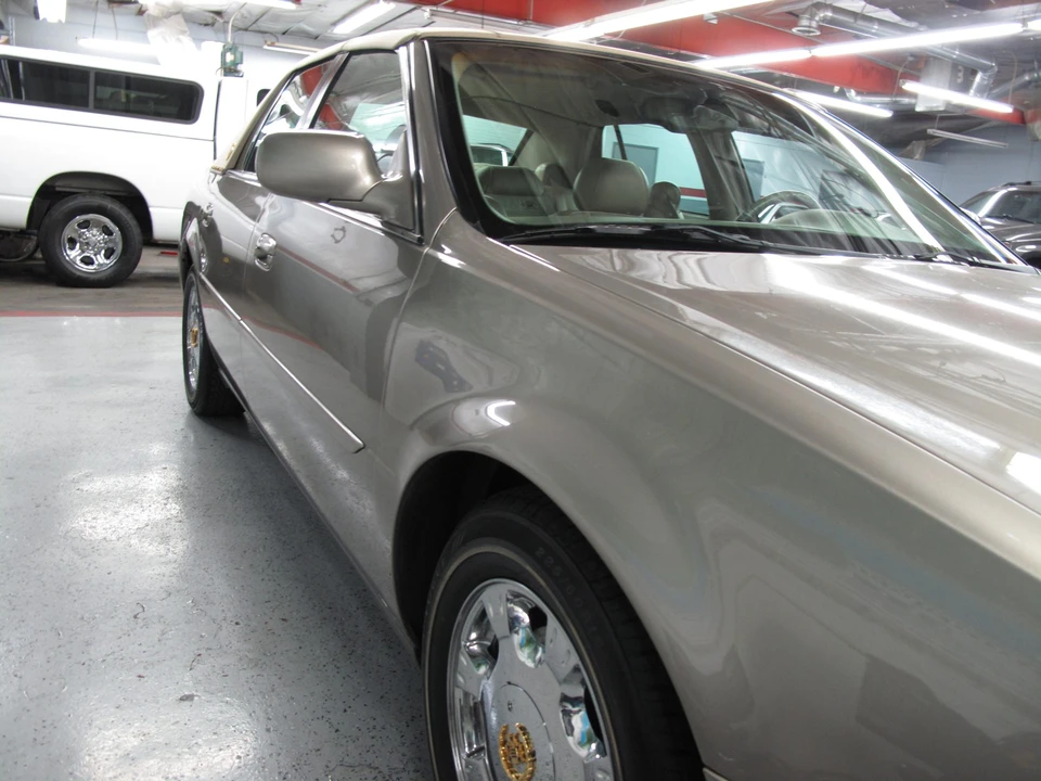 2003 Cadillac DeVille 8th Gen - Image 17 of 31