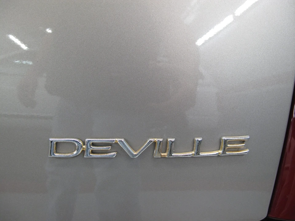 2003 Cadillac DeVille 8th Gen - Image 28 of 31