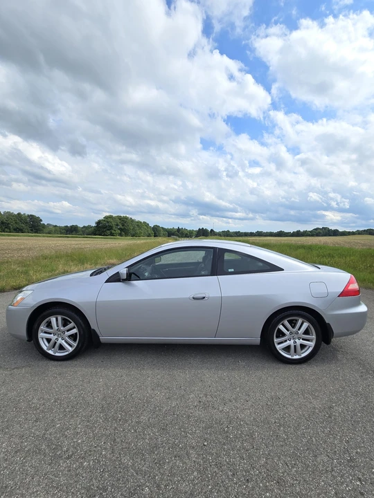 2003 Honda Accord 7th Gen - Image 9 of 31