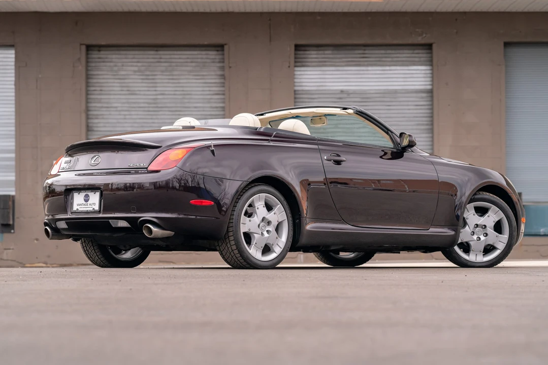 2003 Lexus SC430 - Image 16 of 31