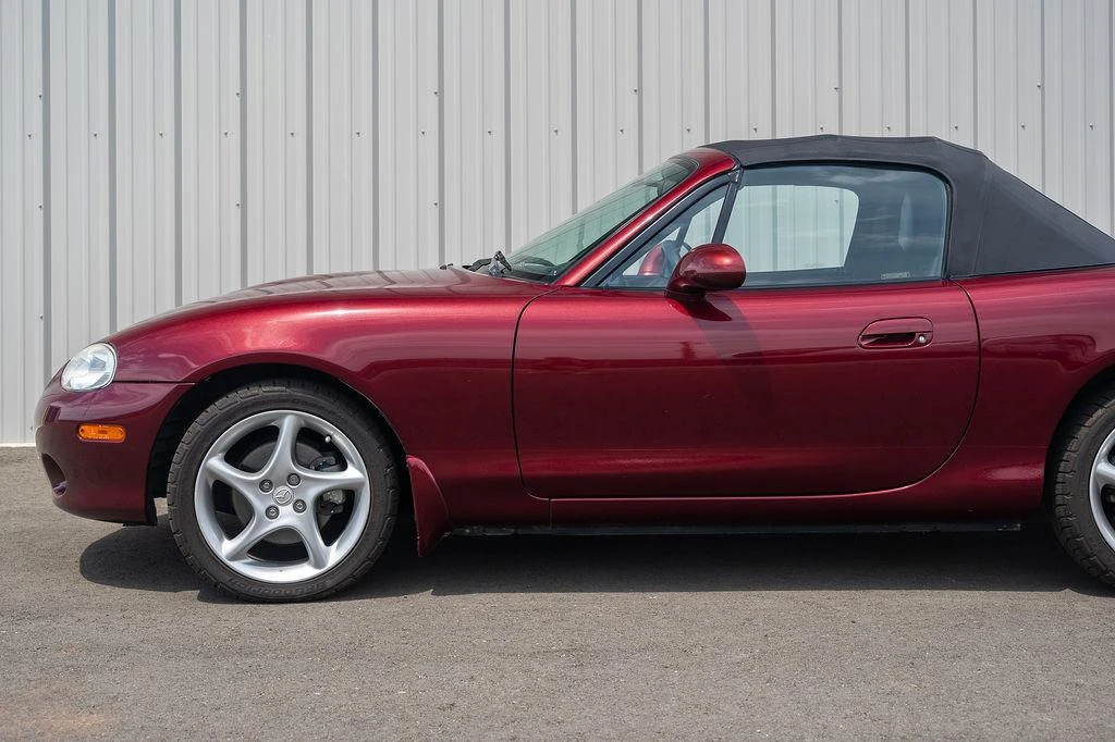 2003 Mazda NB MX-5 Miata - Image 26 of 31