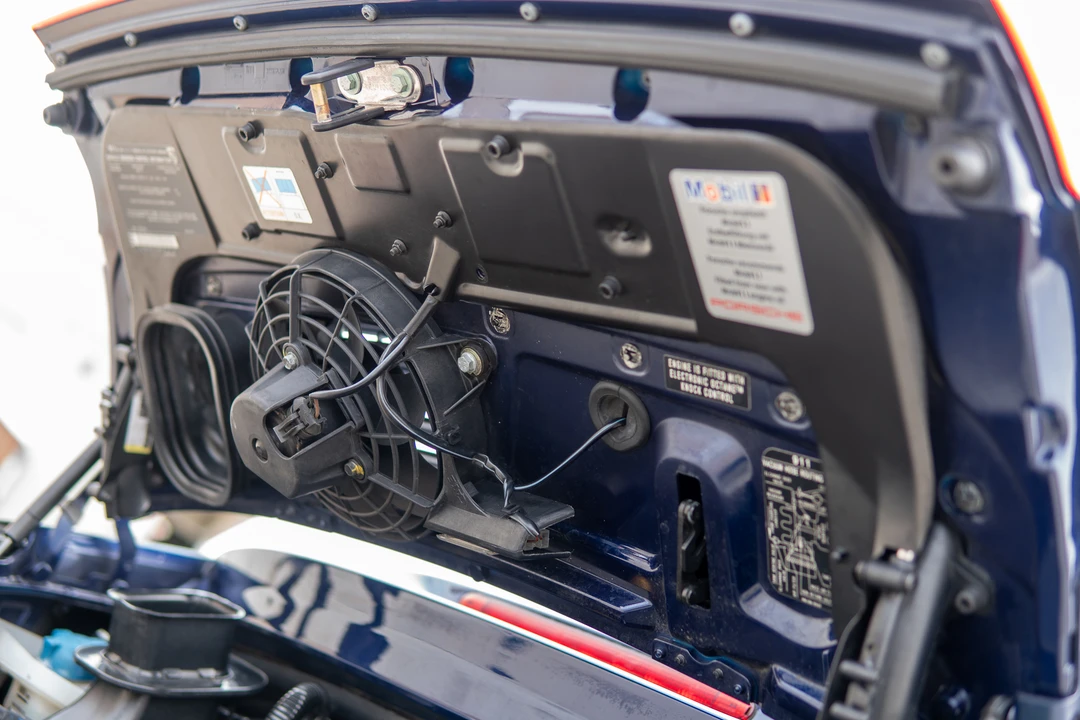 2003 Porsche 996 Carrera 4S - Image 24 of 31
