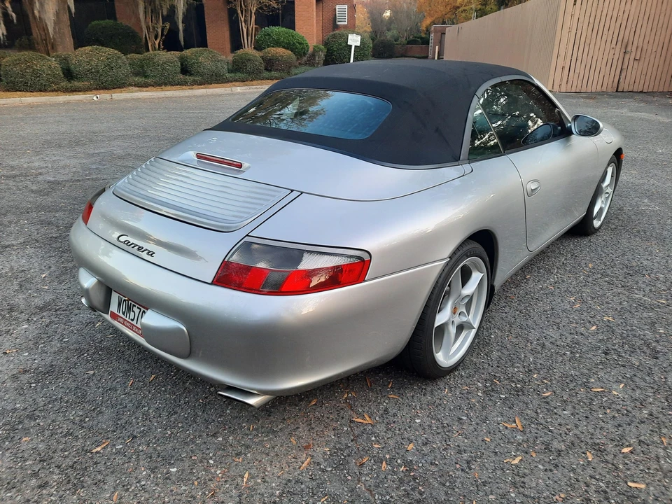 2003 Porsche 996 Carrera - Image 28 of 31