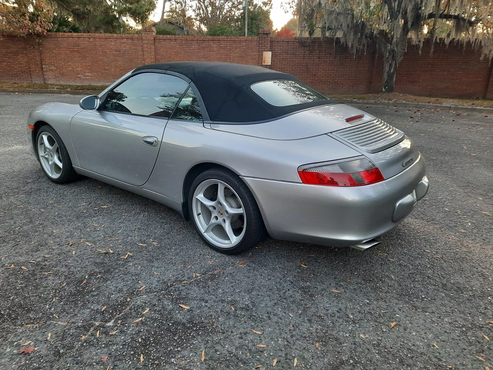 2003 Porsche 996 Carrera - Image 18 of 31