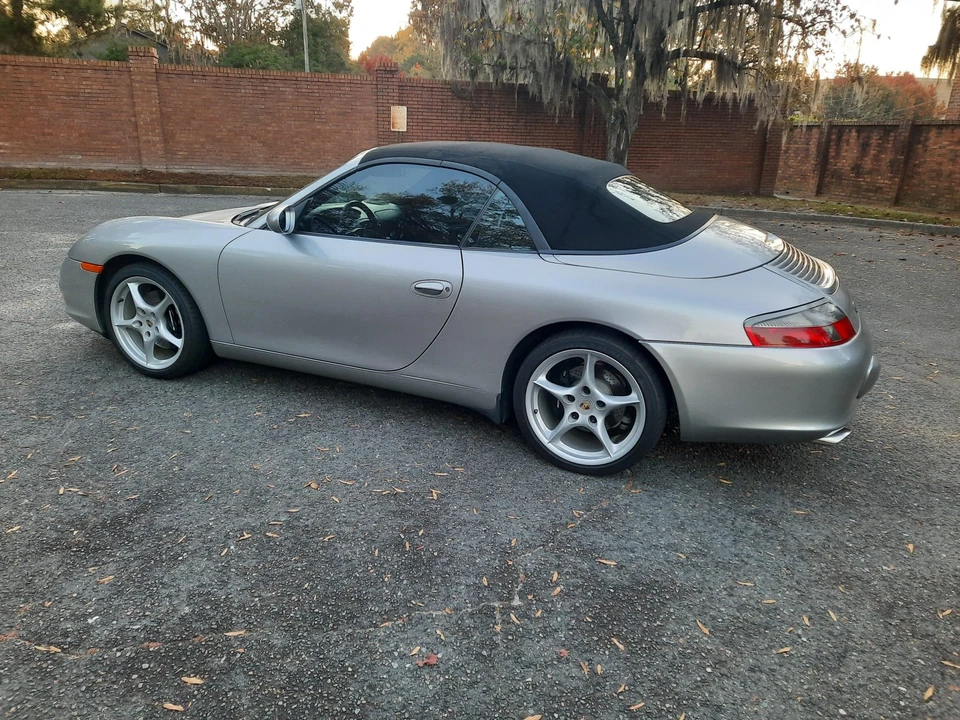 2003 Porsche 996 Carrera - Image 16 of 31