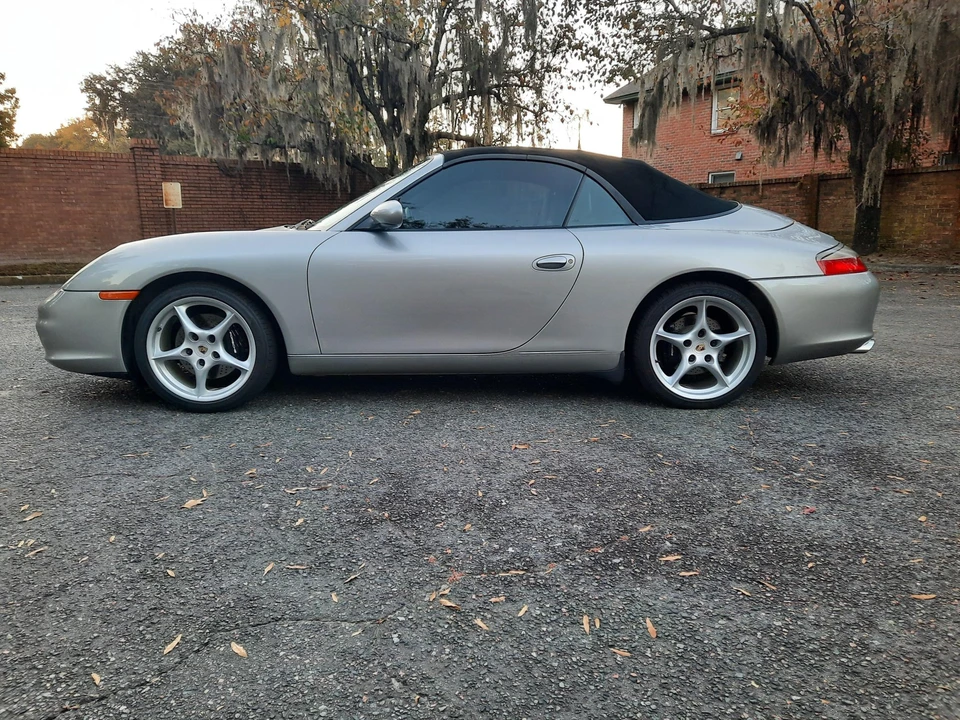 2003 Porsche 996 Carrera - Image 13 of 31