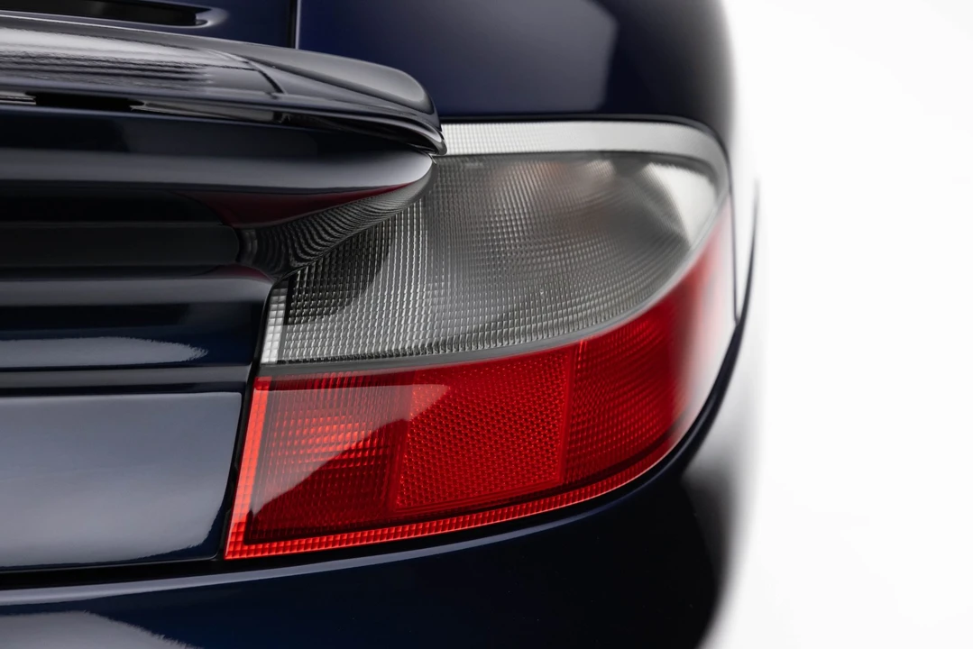 2003 Porsche 996 Turbo - Image 28 of 31