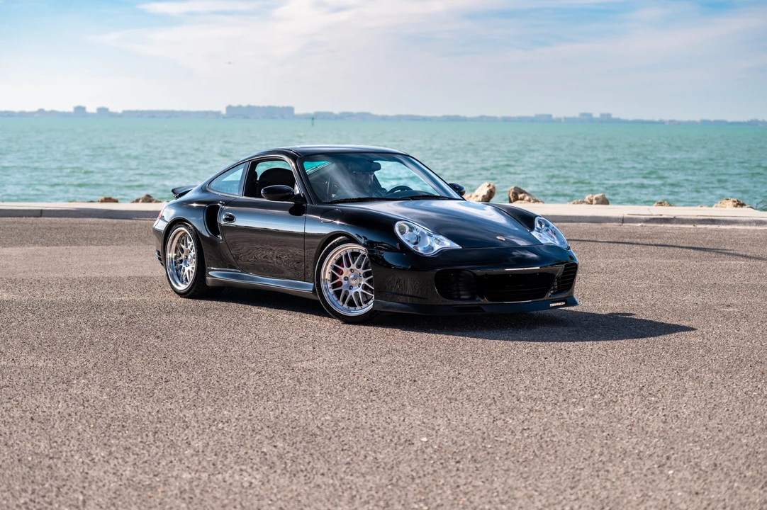 2003 Porsche 996 Turbo - Image 13 of 31