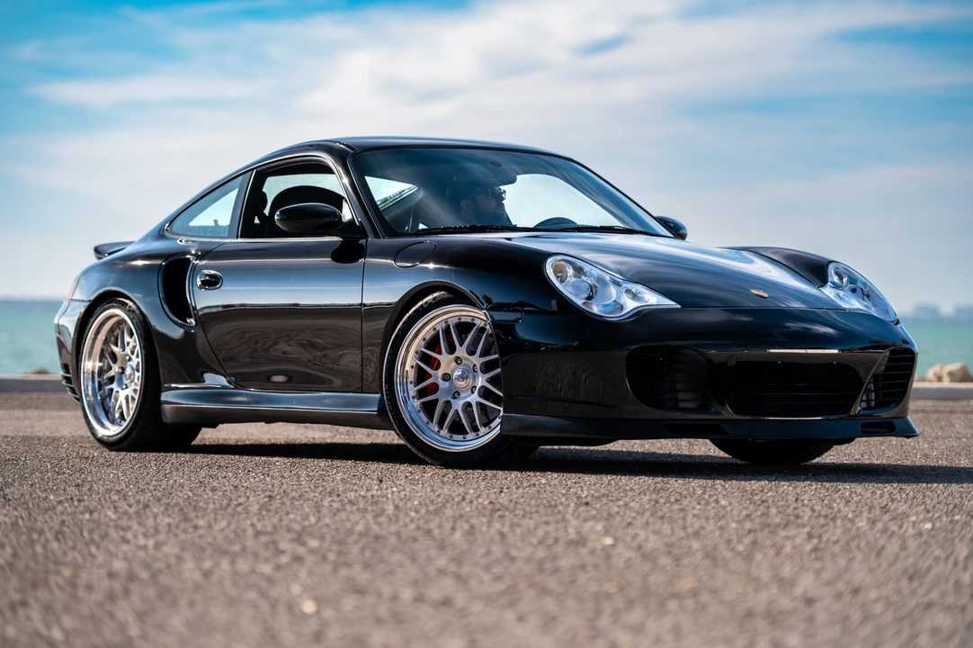 2003 Porsche 996 Turbo - Image 15 of 31