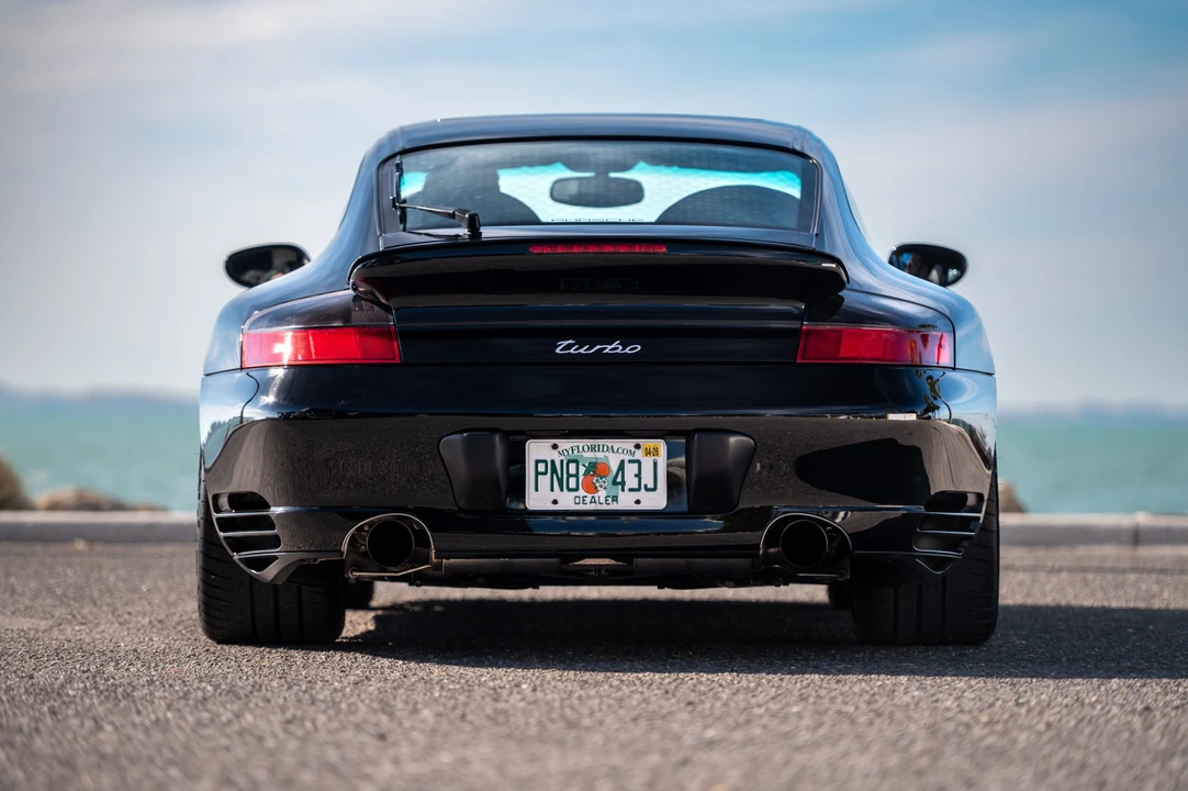 2003 Porsche 996 Turbo - Image 22 of 31