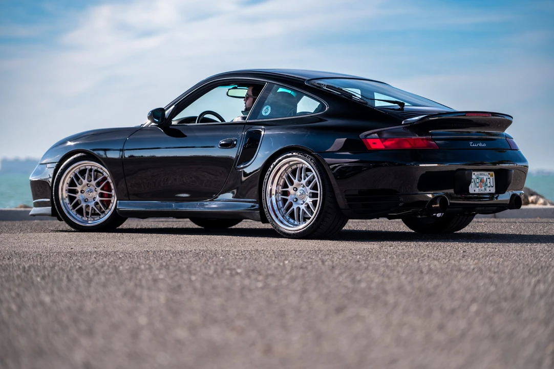 2003 Porsche 996 Turbo - Image 23 of 31