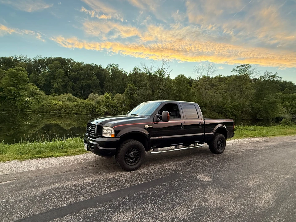 2004 Ford Super Duty 1st Gen - Image 2 of 31