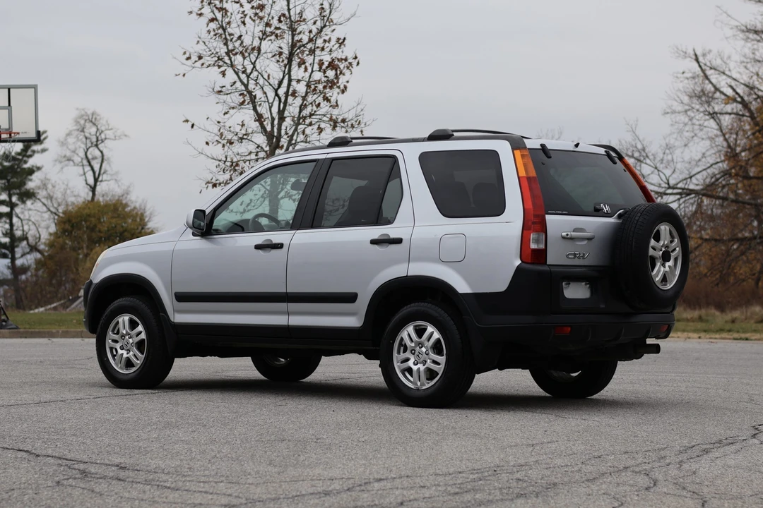 2004 Honda CR-V 2nd Gen - Image 11 of 31