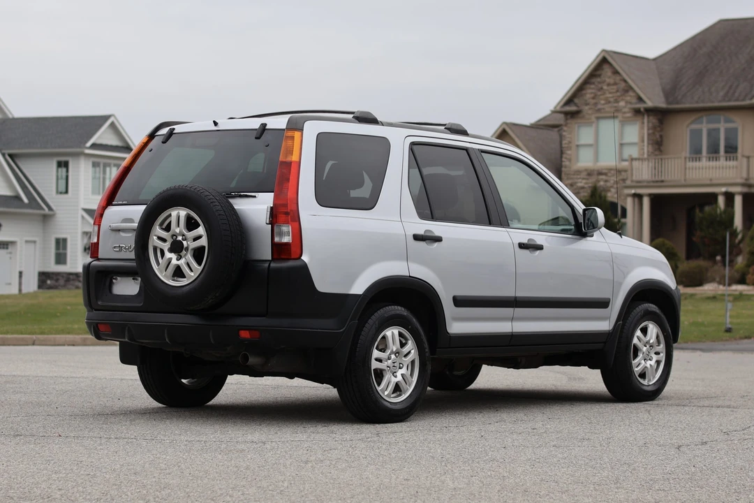 2004 Honda CR-V 2nd Gen - Image 16 of 31