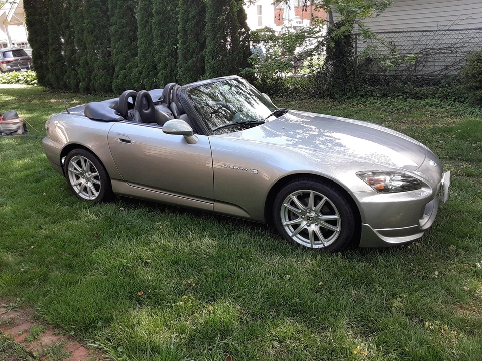 2004 Honda AP2 S2000 - Image 2 of 31