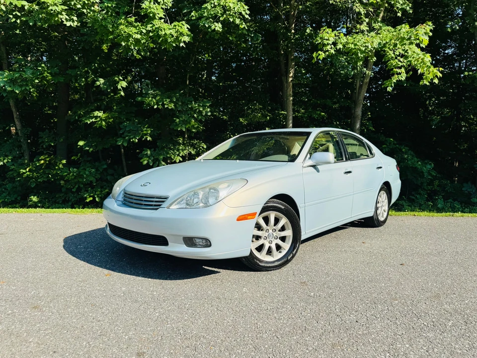 2004 Lexus ES 4th Gen - Image 8 of 31