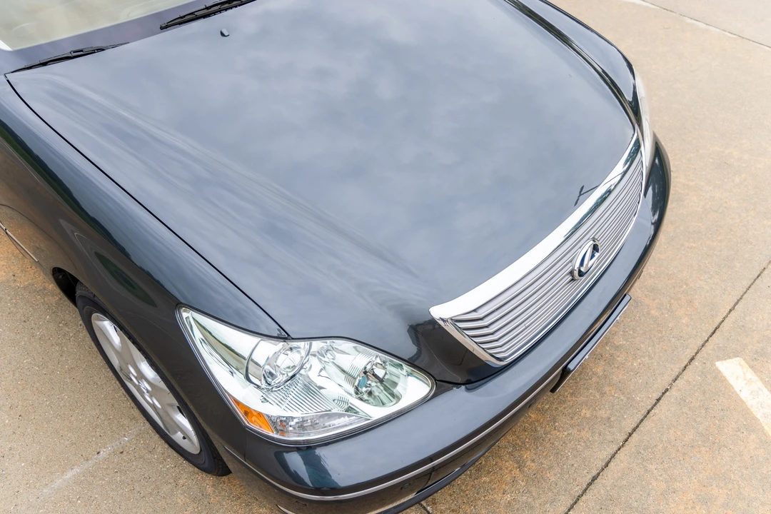 2004 Lexus LS 3rd Gen - Image 20 of 31