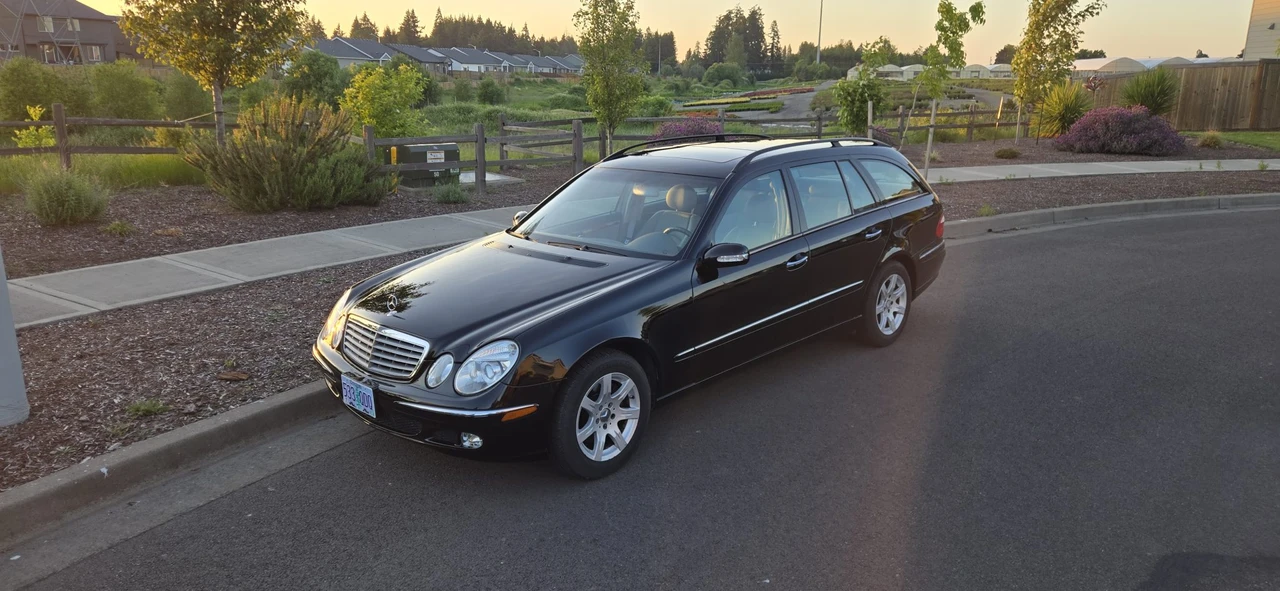 2004 Mercedes-Benz W211 E-Class - Image 13 of 31