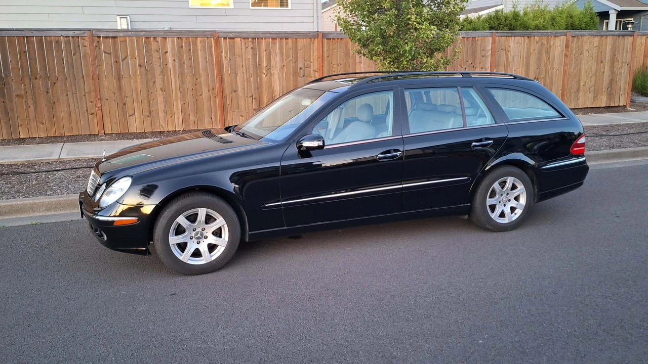 2004 Mercedes-Benz W211 E-Class - Image 16 of 31