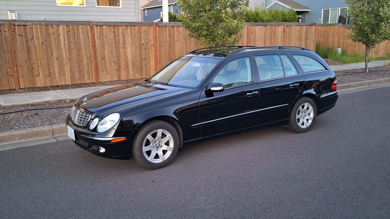 2004 Mercedes-Benz W211 E-Class - Image 11 of 31