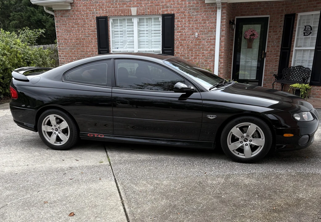 2004 Pontiac GTO 4th Gen - Image 11 of 31