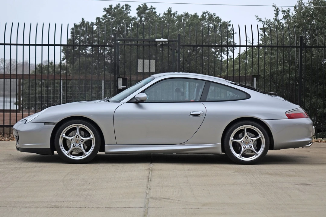 2004 Porsche 996 Carrera - Image 2 of 31
