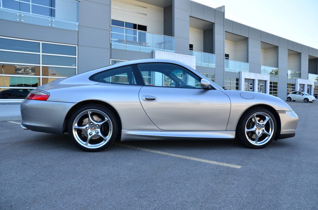 2004 Porsche 996 Carrera - Image 13 of 31