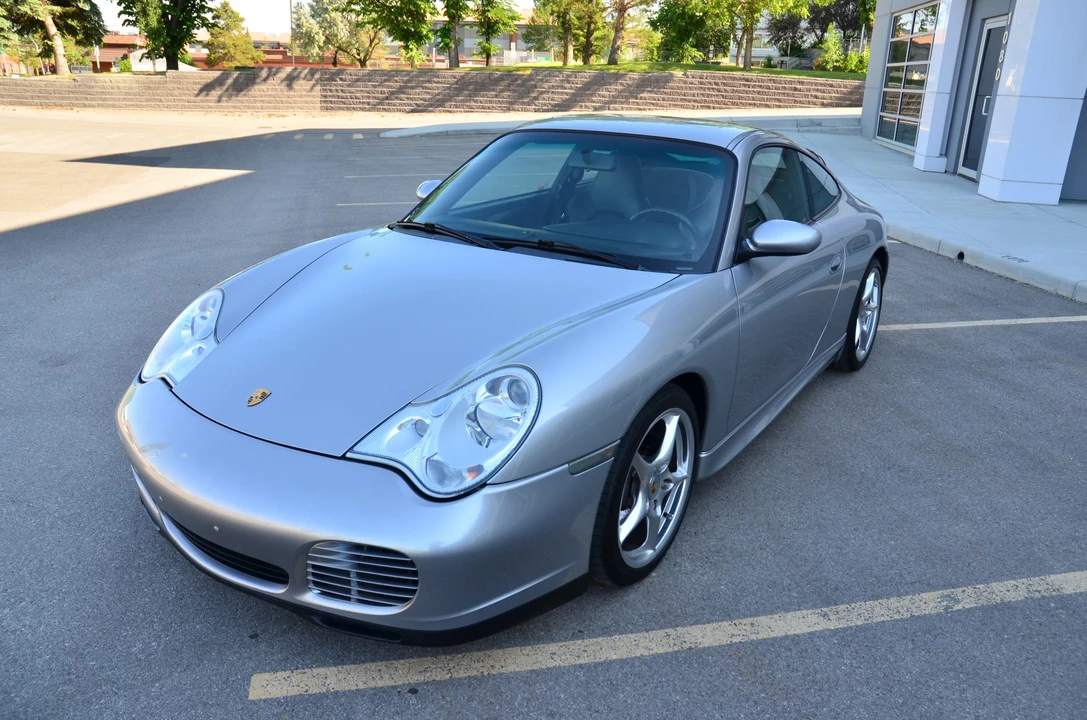 2004 Porsche 996 Carrera - Image 2 of 31