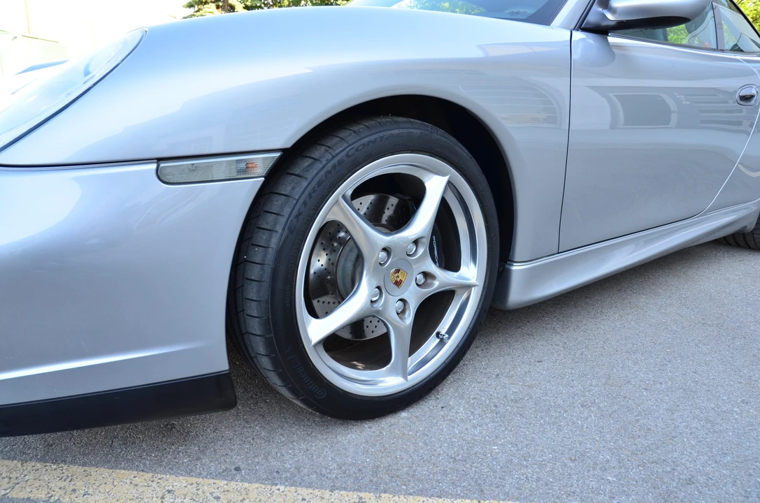 2004 Porsche 996 Carrera - Image 27 of 31