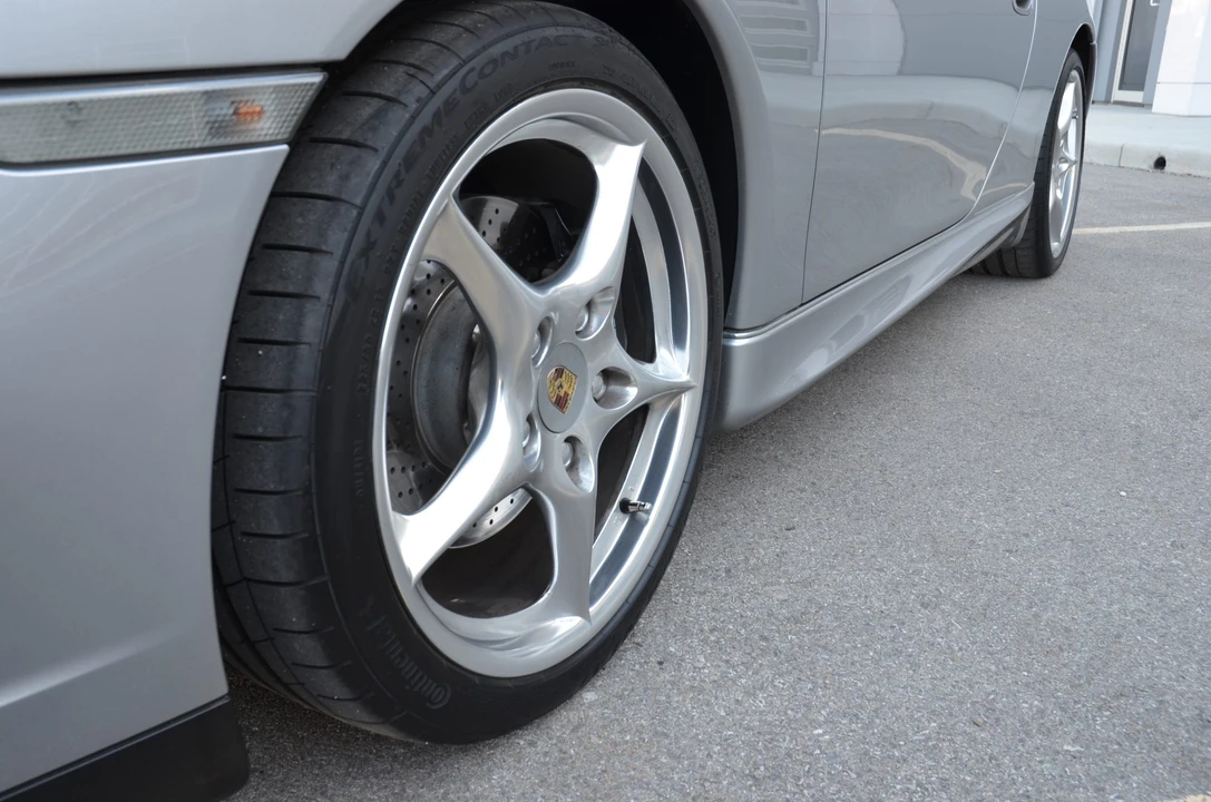 2004 Porsche 996 Carrera - Image 28 of 31