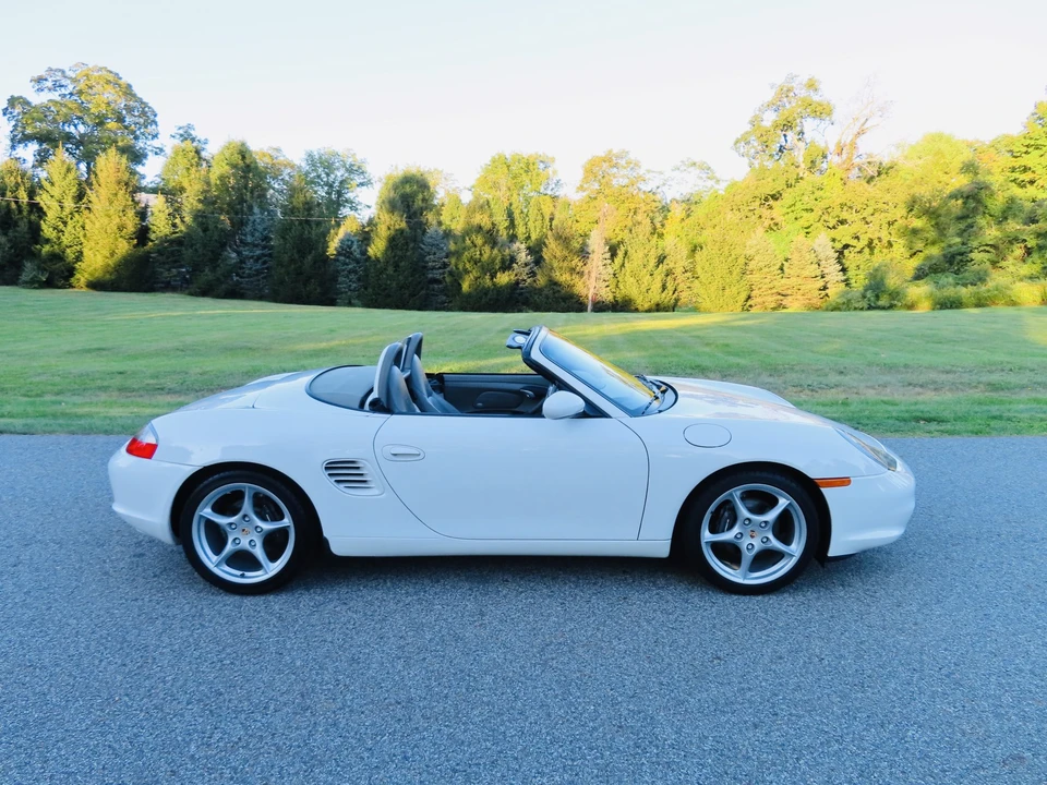 2004 Porsche 986 Boxster - Image 16 of 31