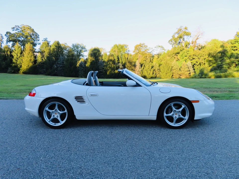 2004 Porsche 986 Boxster - Image 15 of 31