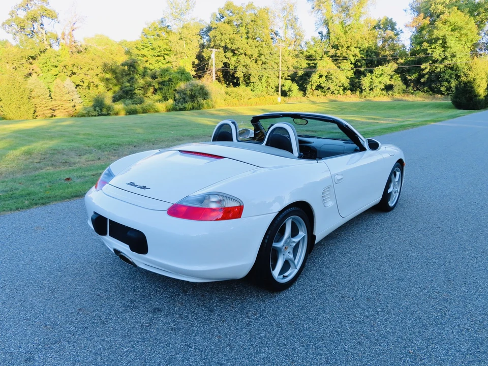 2004 Porsche 986 Boxster - Image 18 of 31