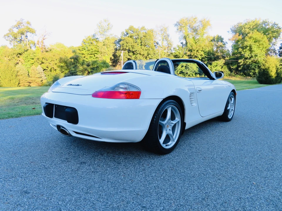 2004 Porsche 986 Boxster - Image 17 of 31