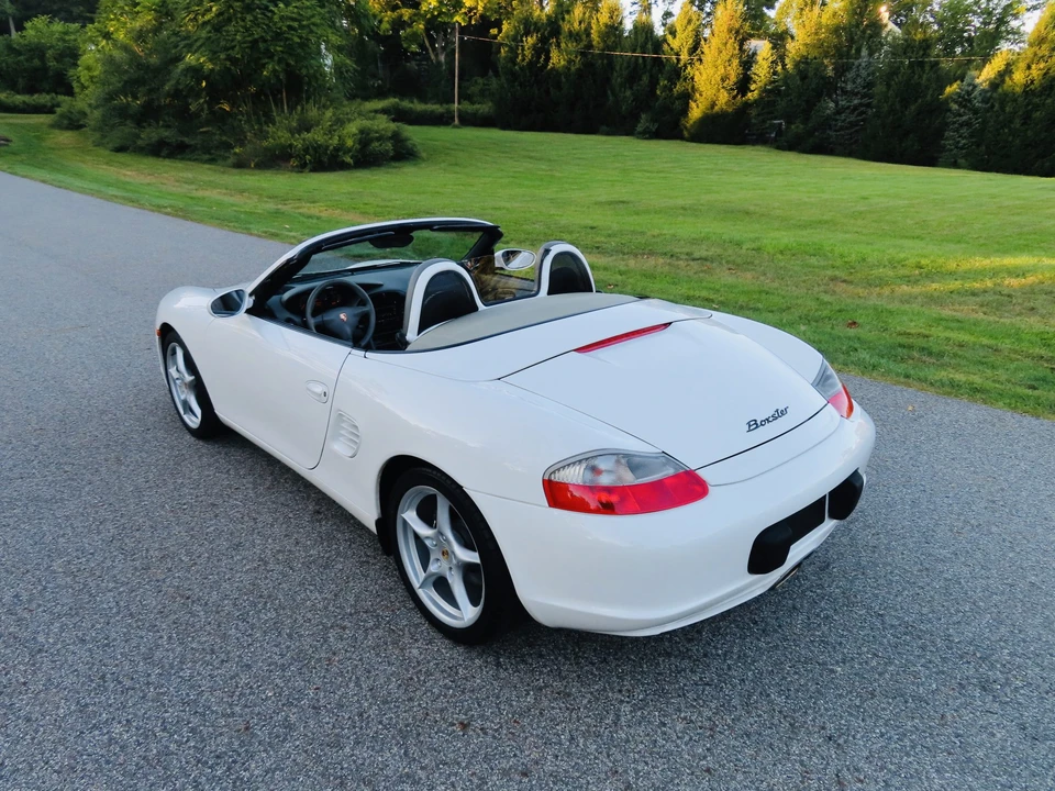 2004 Porsche 986 Boxster - Image 24 of 31