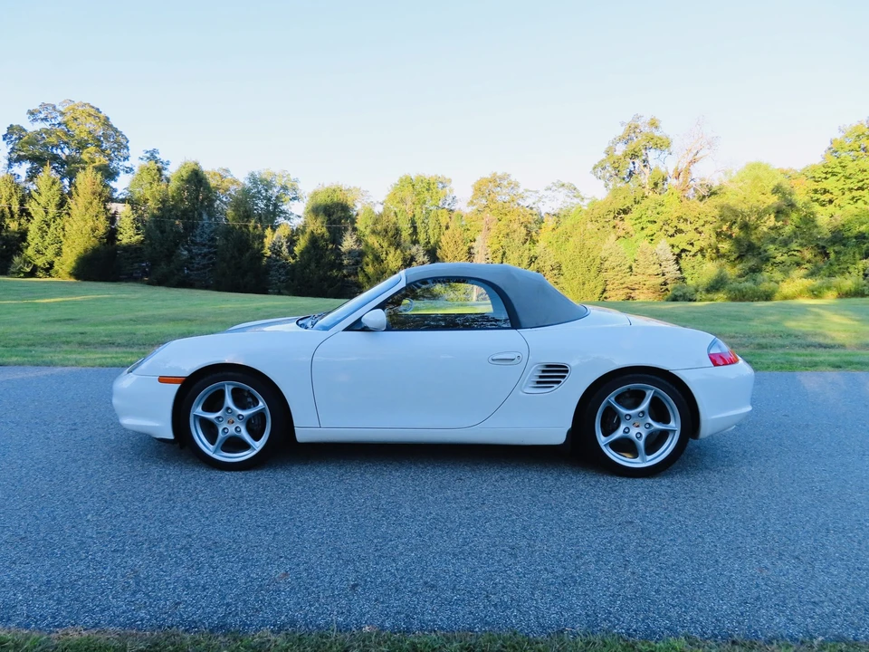 2004 Porsche 986 Boxster - Image 26 of 31