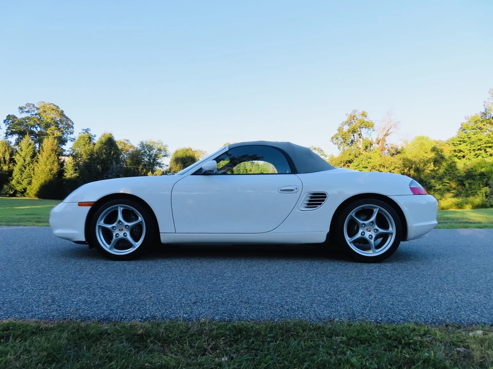 2004 Porsche 986 Boxster - Image 25 of 31