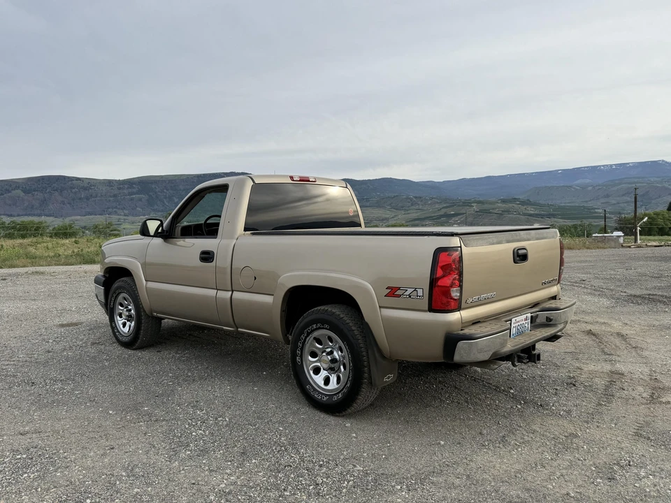 2005 Chevrolet Silverado 1st Gen - Image 5 of 31