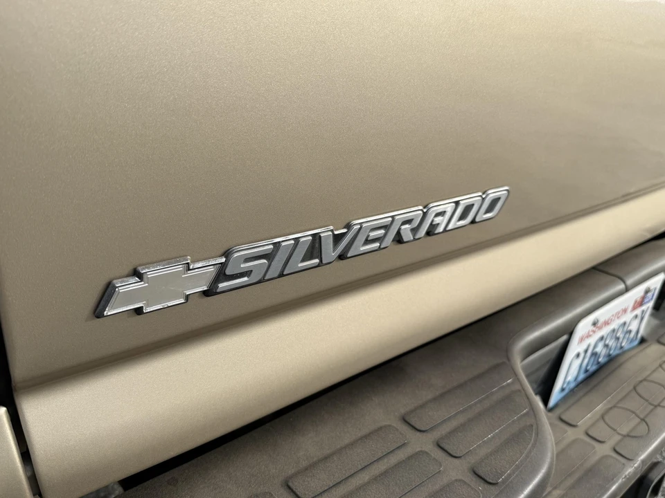 2005 Chevrolet Silverado 1st Gen - Image 12 of 31