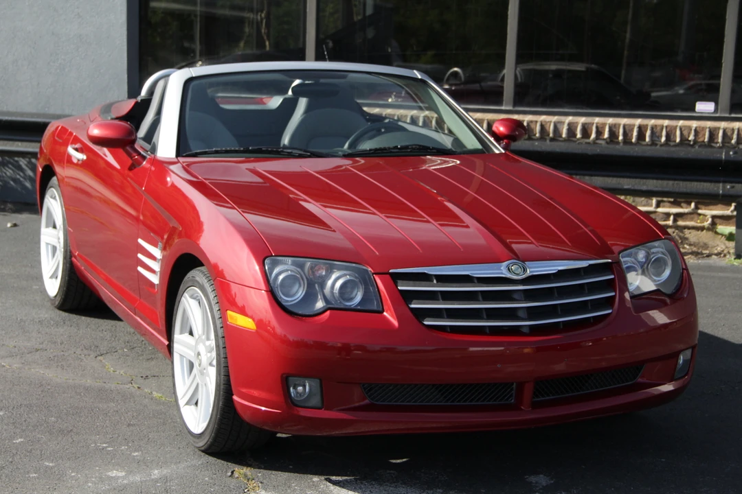 2005 Chrysler Crossfire - Image 10 of 31