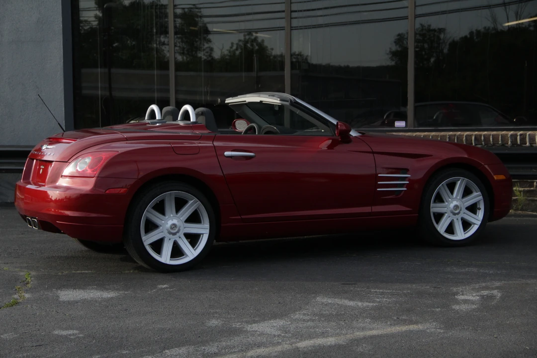 2005 Chrysler Crossfire - Image 15 of 31