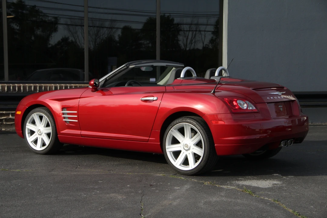 2005 Chrysler Crossfire - Image 23 of 31