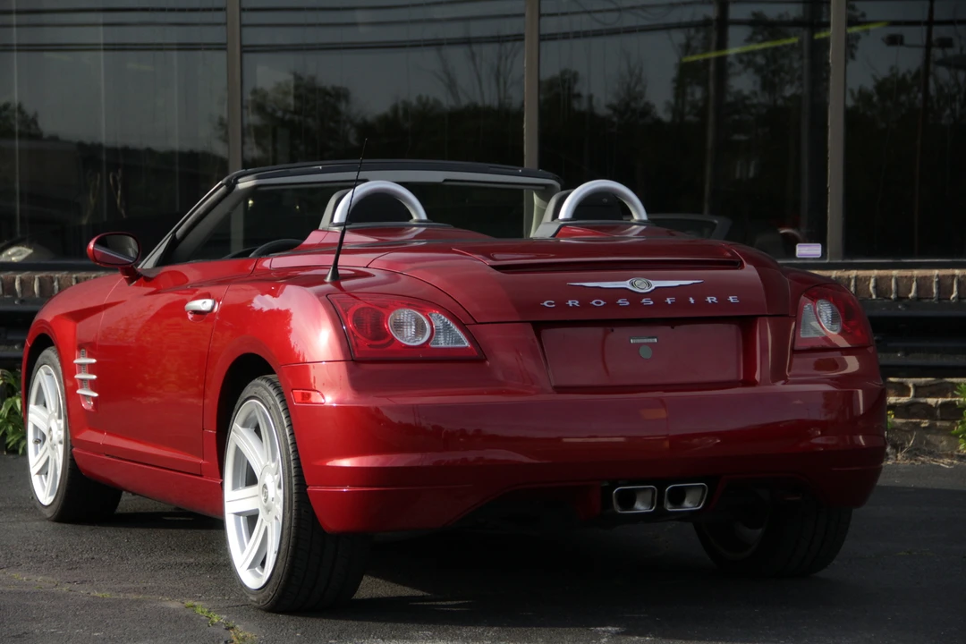 2005 Chrysler Crossfire - Image 20 of 31
