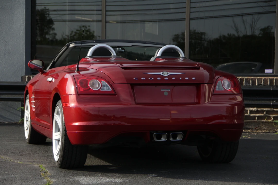 2005 Chrysler Crossfire - Image 19 of 31