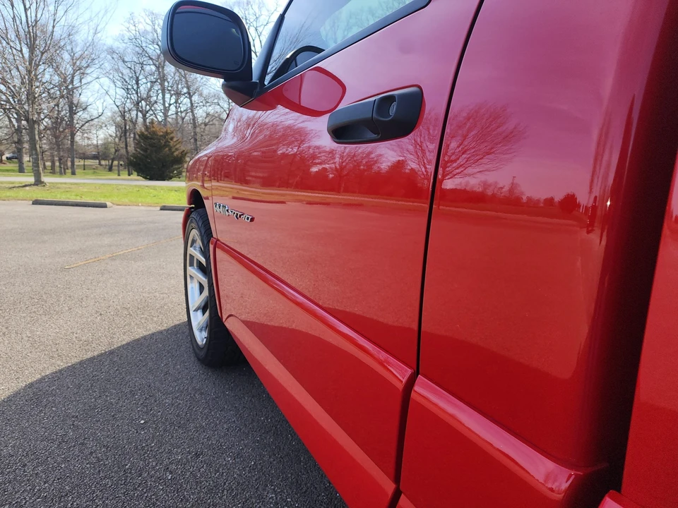 2005 Dodge Ram SRT-10 3rd Gen - Image 15 of 31