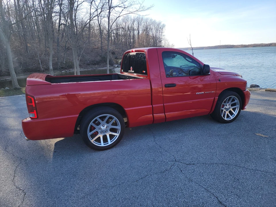2005 Dodge Ram SRT-10 3rd Gen - Image 8 of 31