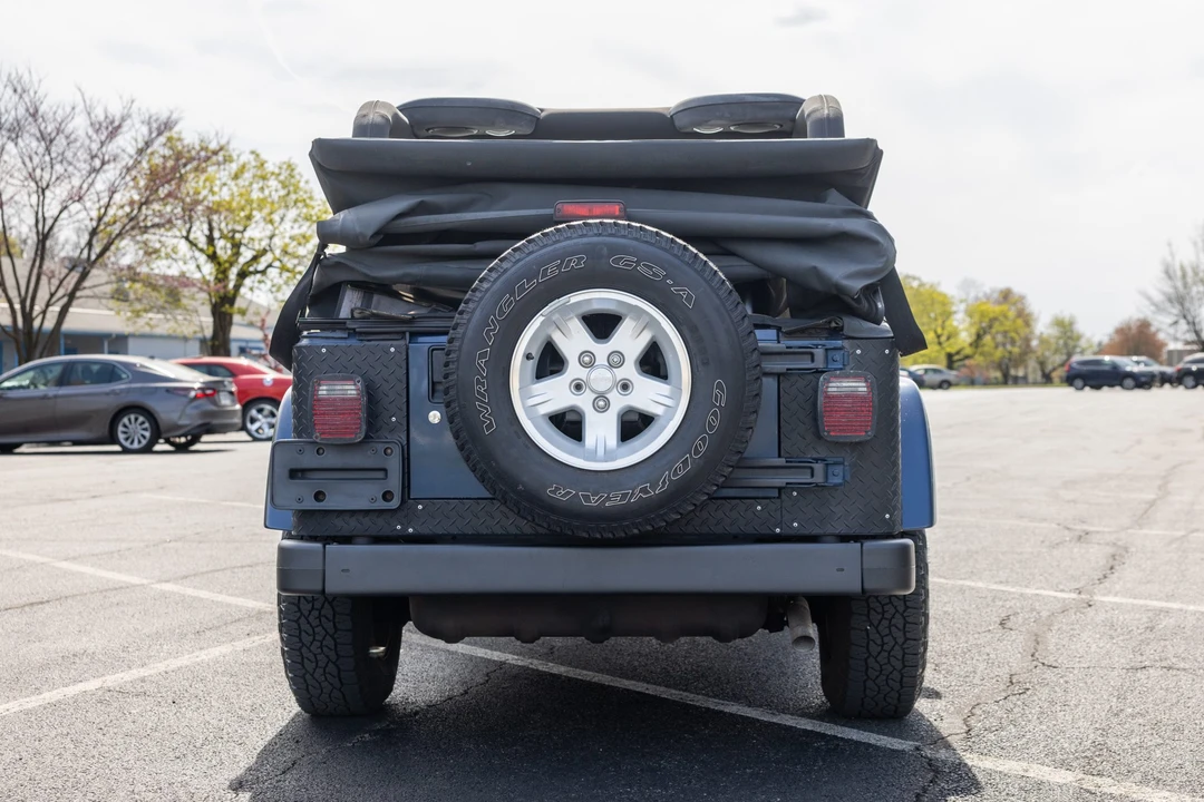 2005 Jeep TJ Wrangler - Image 7 of 31