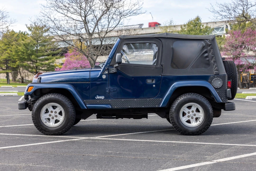 2005 Jeep TJ Wrangler - Image 17 of 31